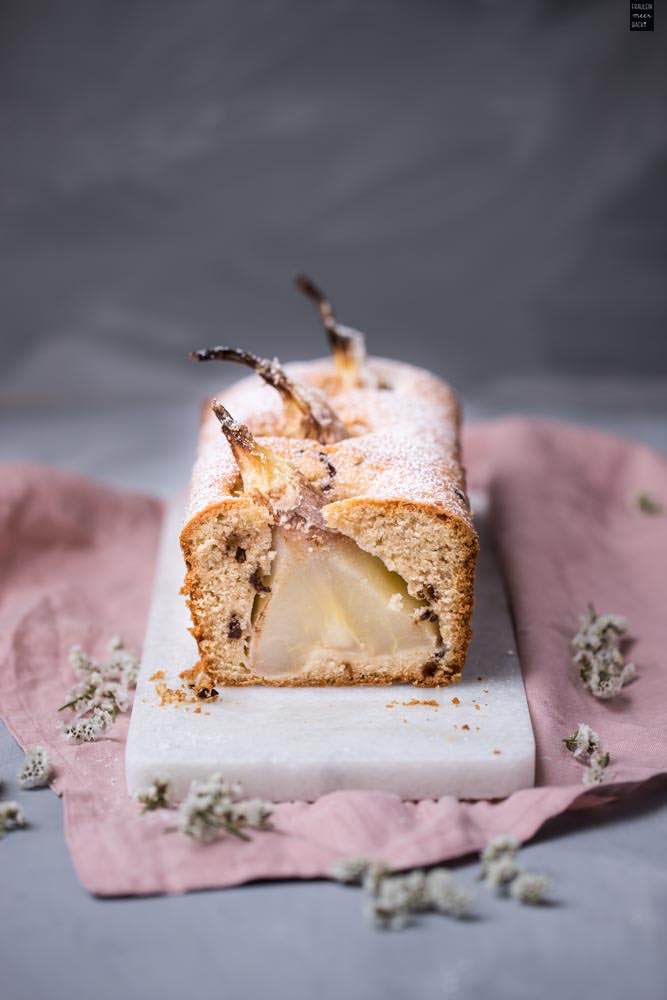 Birne-Nuss-Kuchen: Fruchtig mit ganzen Birnen - Fräulein Meer backt