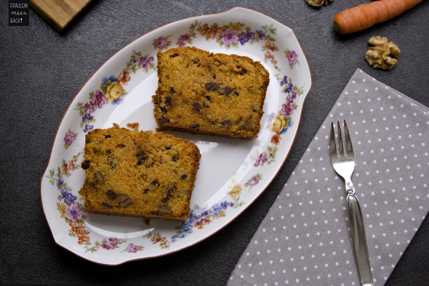 fraeulein-meer-backt-karotten-walnuss-kuchen