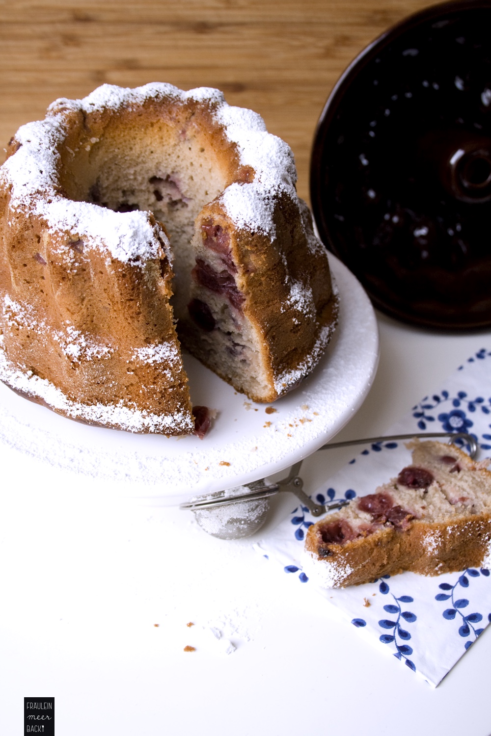 fraeulein-meer-backt-kirsch-napfkuchen