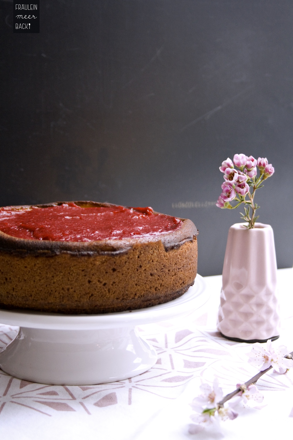 fraeulein-meer-backt-himbeer-kaesekuchen