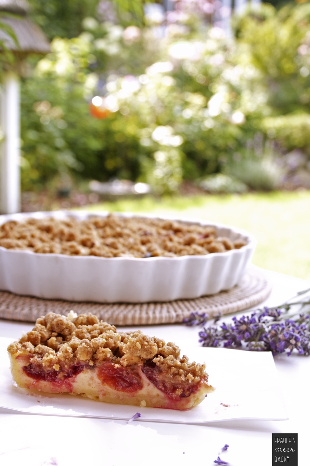 fraeulein-meer-backt-zwetschgen-streusel-tarte