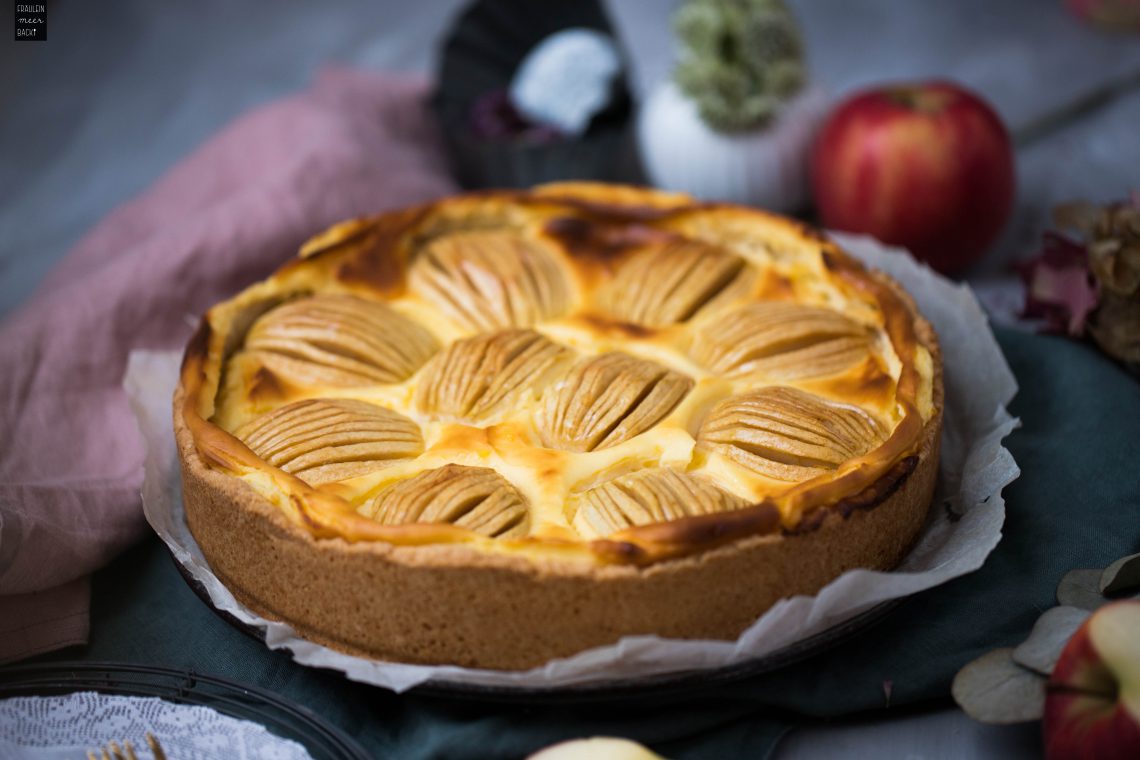 Fraeulein Meer backt Apfel Schmand Kuchen