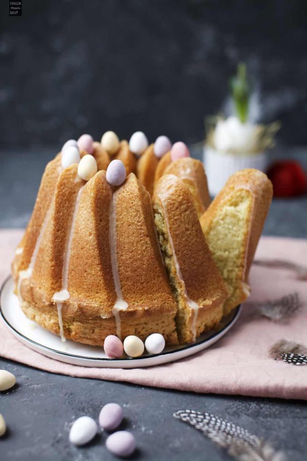 Eierlikör Guglhupf: Schnell gebacken und so lecker - Fräulein Meer backt