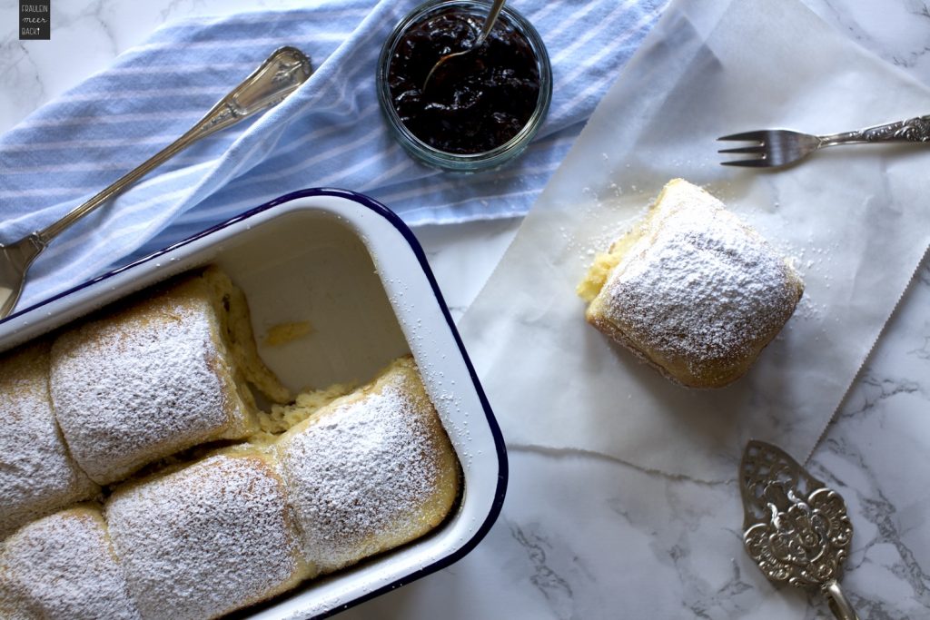 Buchteln mit Pflaumenmus - Fräulein Meer backt Buchteln mit Pflaumenmus - Fräulein Meer backt