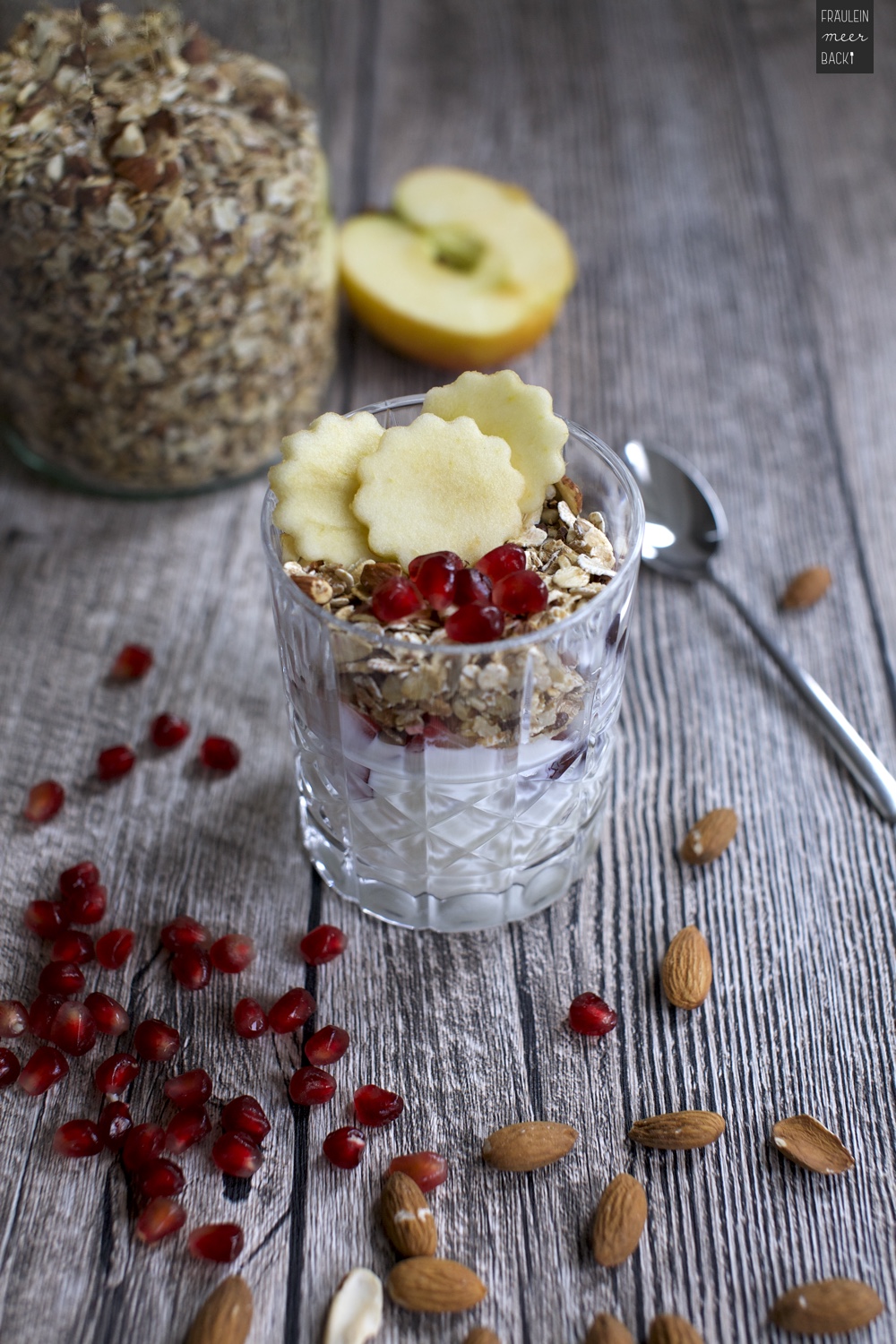 Fraeulein Meer backt Granola