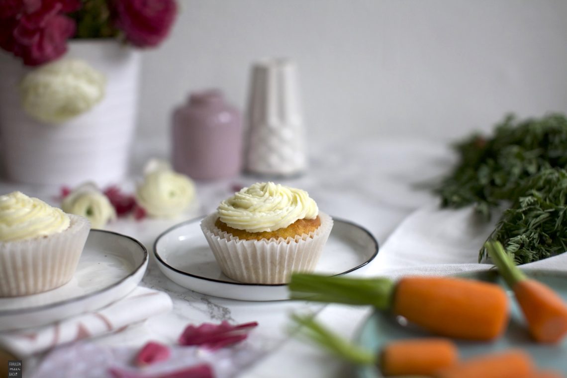 Rübli Cupcakes mit Frischkäse-Frosting - Fräulein Meer backt