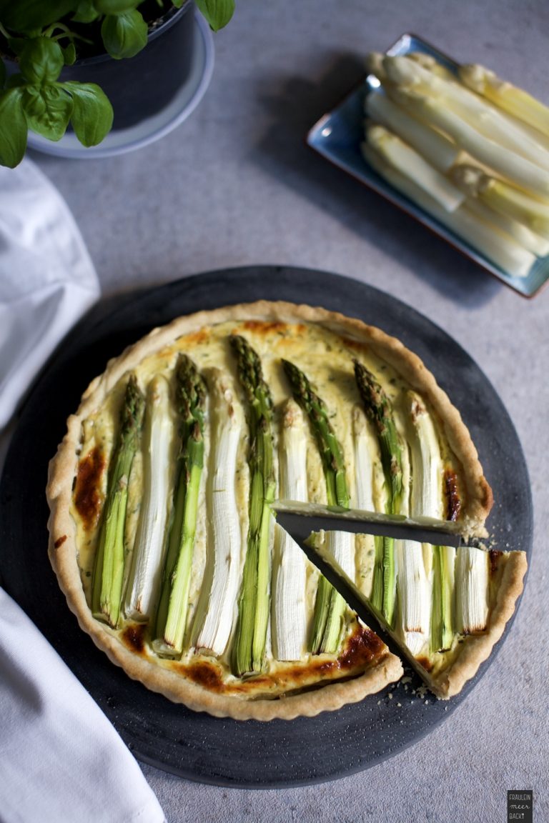 Spargel-Tarte mit grünem und weißem Spargel - Fräulein Meer backt