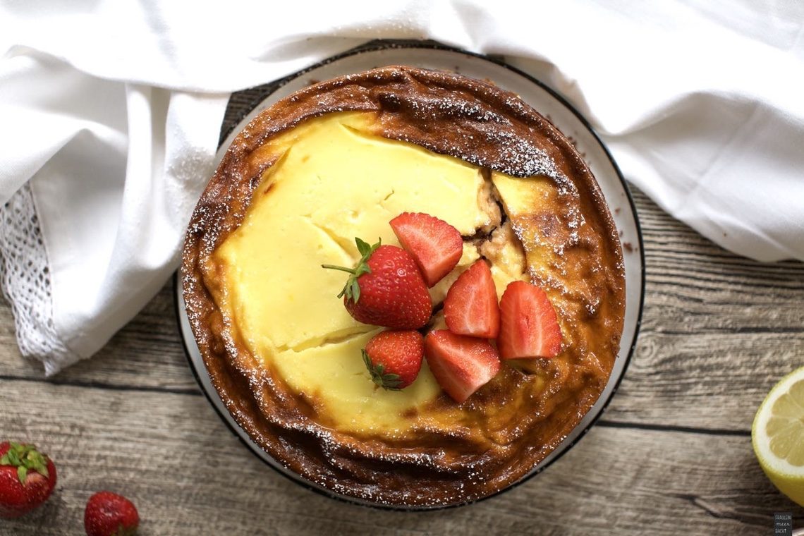 Fraeulein Meer backt Erdbeer-Brownie-Käsekuchen