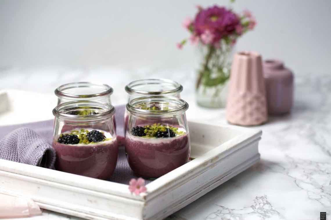 Fraeulein Meer backt Brombeer Joghurt Dessert