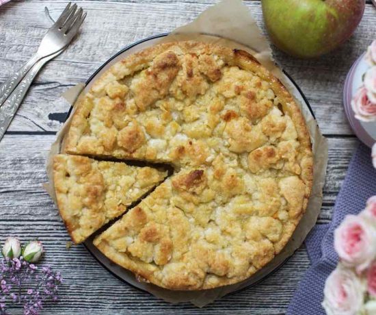 Fraeulein Meer backt Apfelmus-Streusel-Kuchen