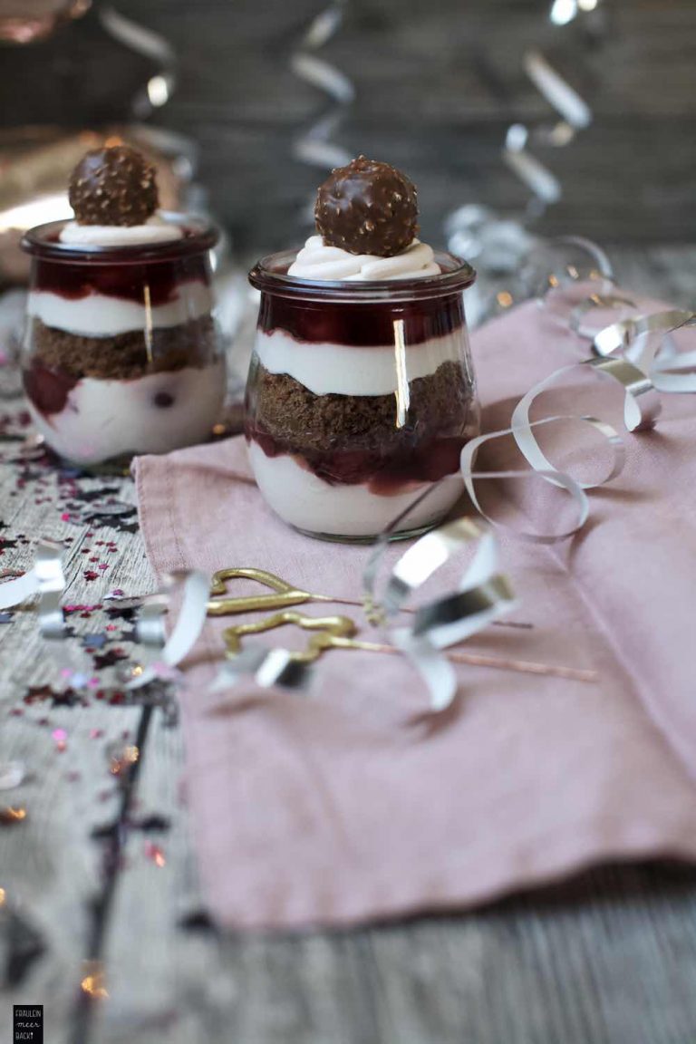 Schwarzwälder-Kirschtorte im Glas - Fräulein Meer backt Schwarzwälder-Kirschtorte im Glas - Fräulein Meer backt