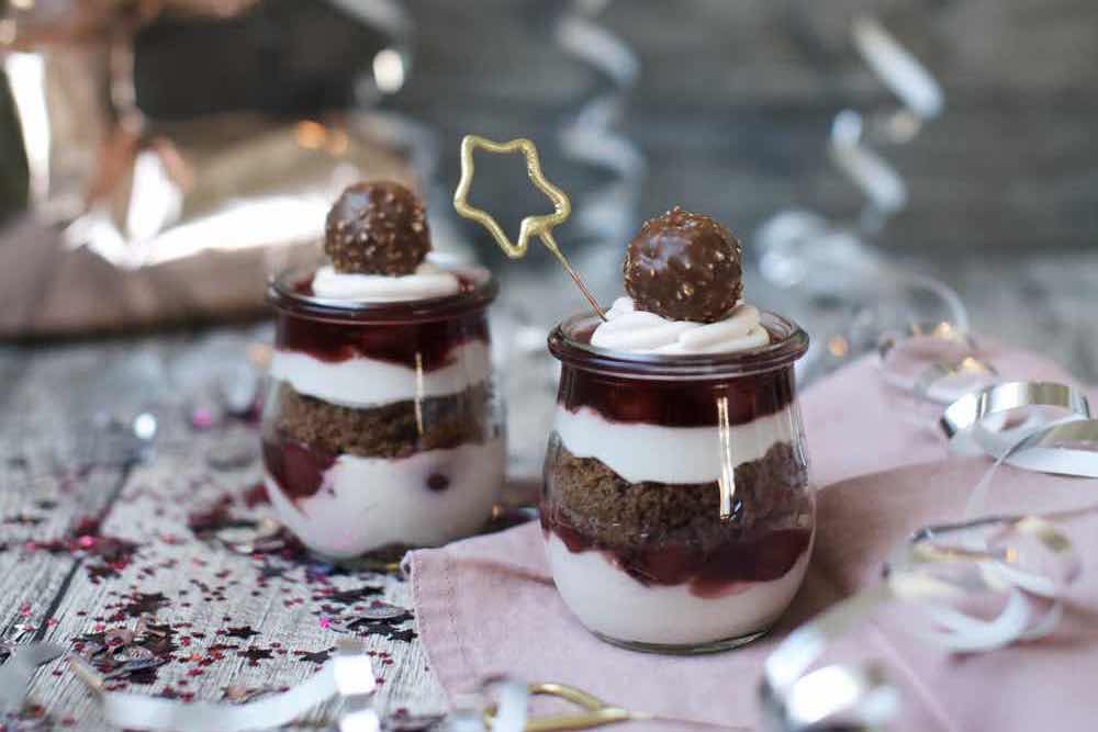 Fraeulein Meer backt Schwarzwälder Kirsch Dessert