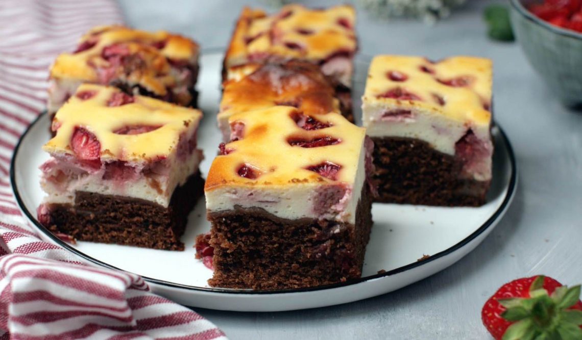 Fraeulein Meer backt Erdbeer-Käsekuchen-Brownies