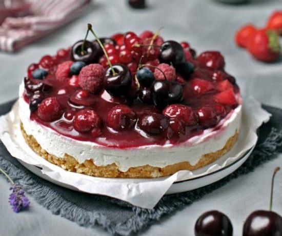 Fraeulein Meer backt Rote Grütze Torte