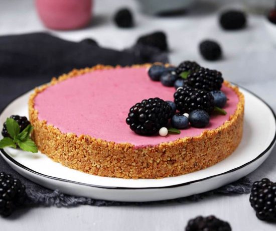 Fraeulein Meer backt No Bake Brombeertarte