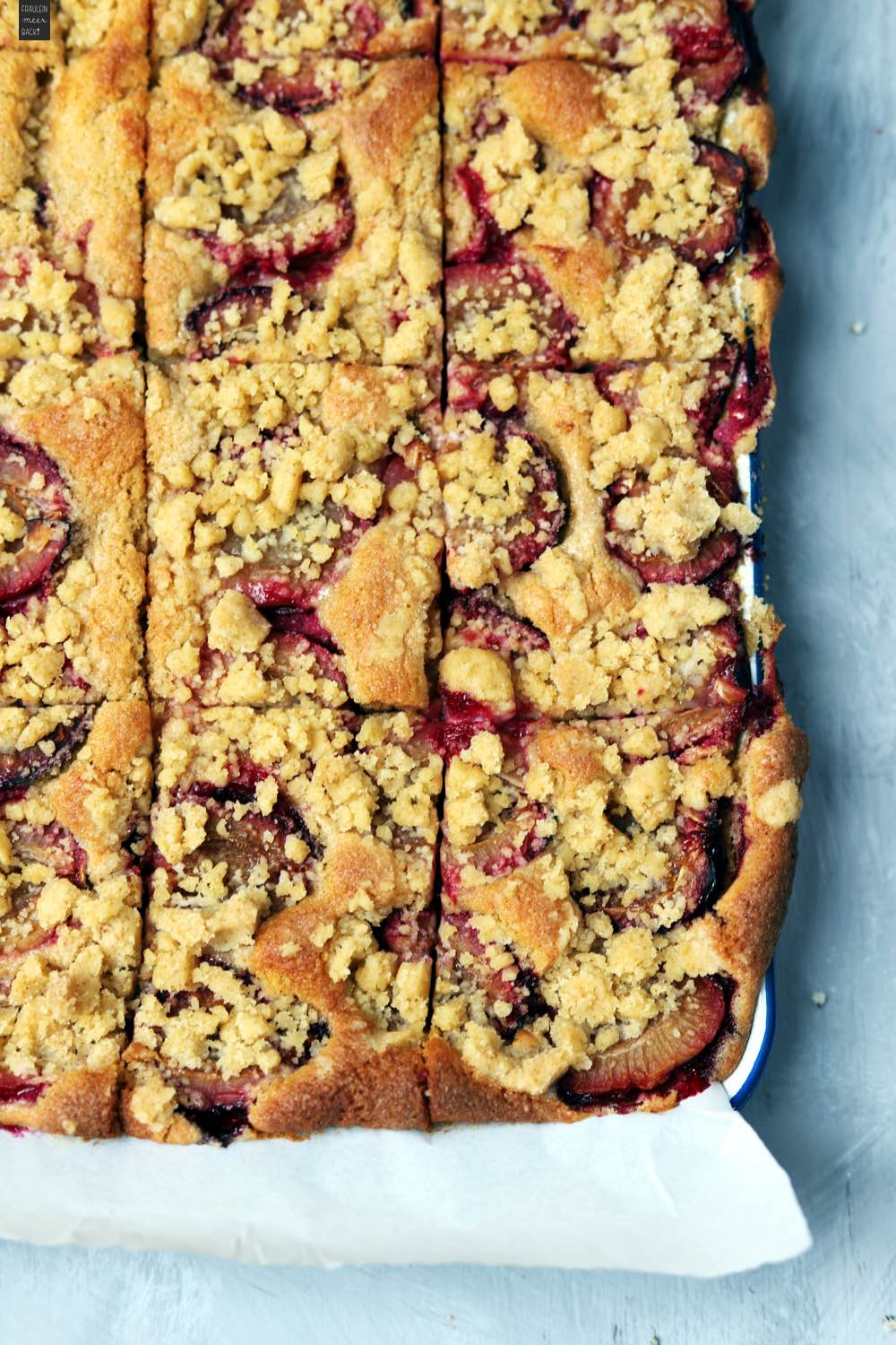 Fraeulein Meer backt Pflaumenkuchen vom Blech 