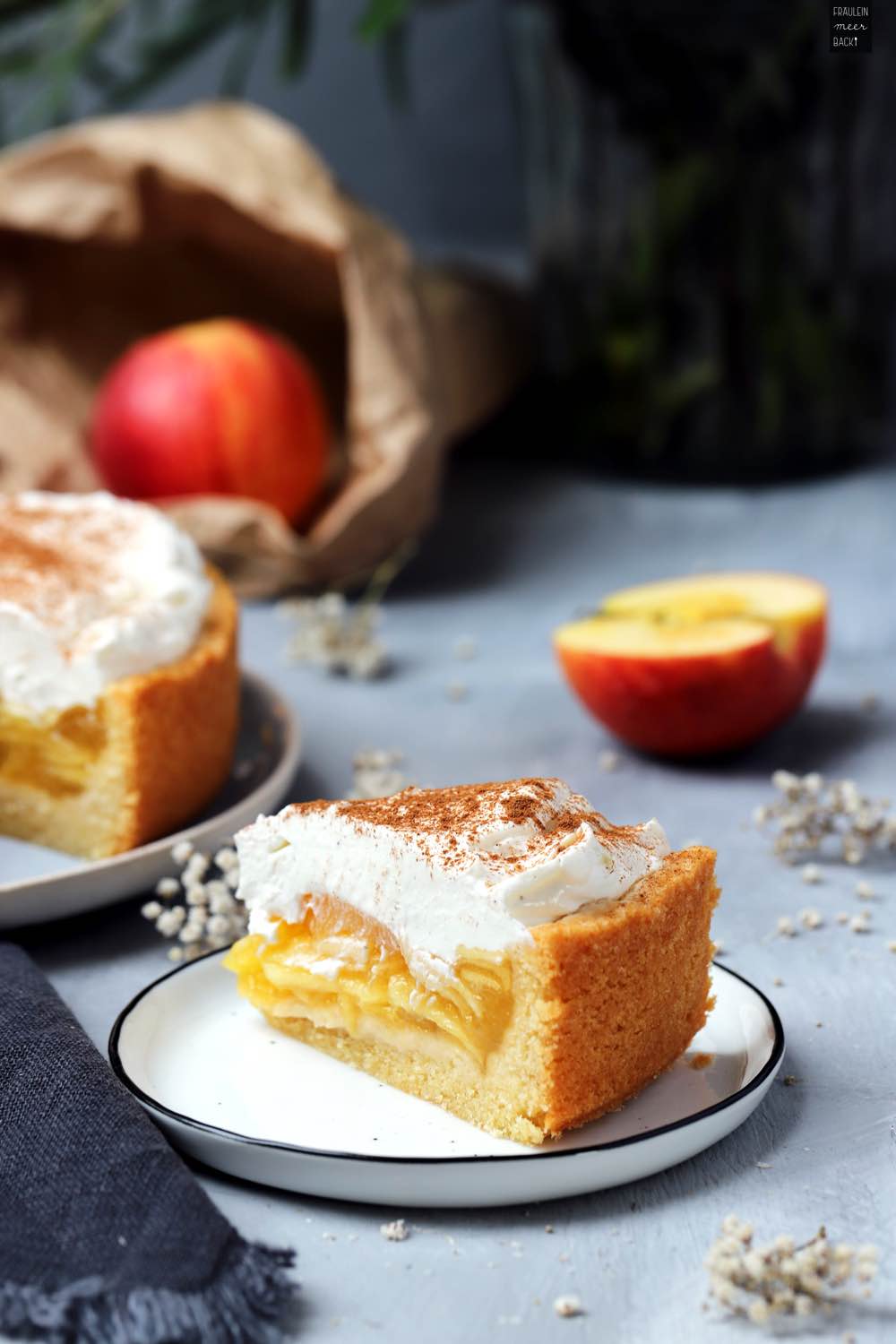 Fraeulein Meer backt Apfel-Quark-Kuchen