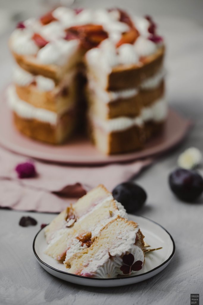 Fraeulein Meer backt Zwetschgen-Biskuit-Torte 