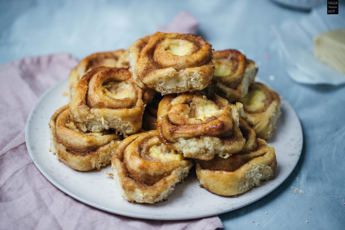 Fraeulein Meer backt Zimtschnecken mit Puddingcreme