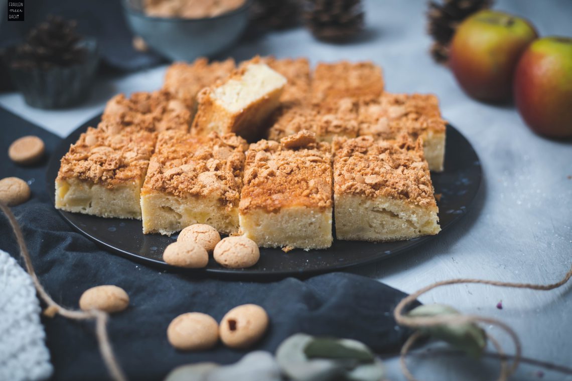 Fraeulein Meer backt Apfelkuchen mit Amarettini