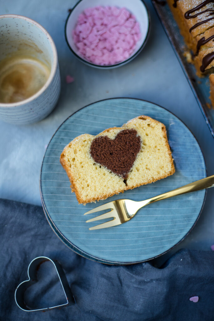 Fraeulein Meer backt Marmorkuchen Valentinstag