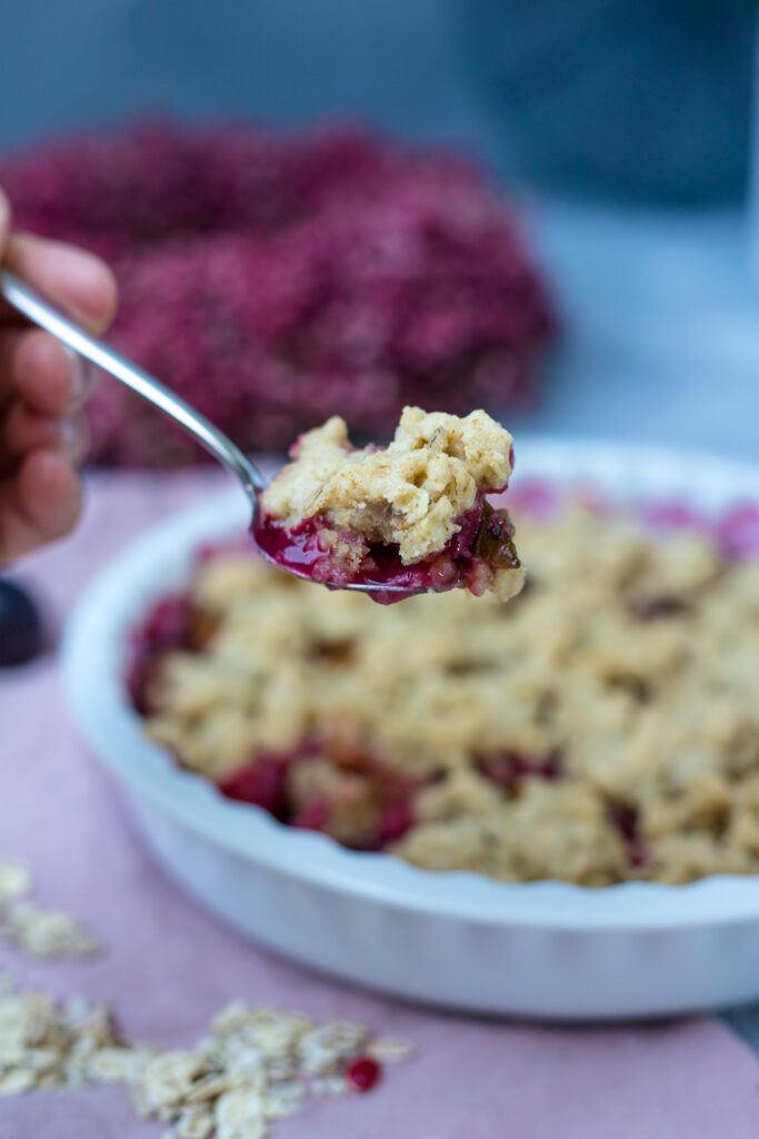 Fraeulein Meer backt Zwetschgen Renekloden Crumble